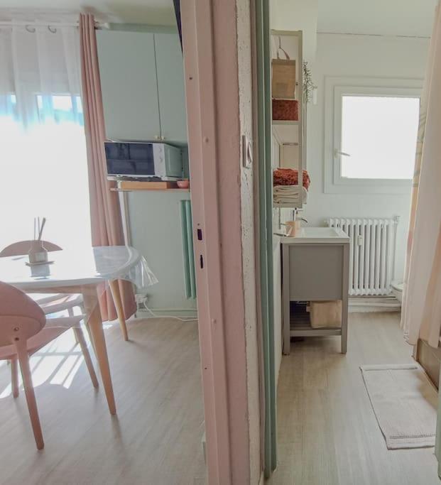 Studio 50M Tram Parking Gratuit 13Min Gare Montpellier Buitenkant foto